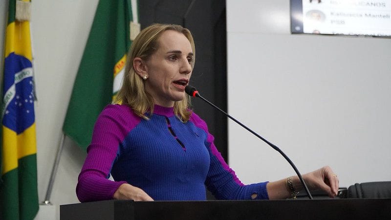 Até quando vamos enterrar mulheres antes de protegê-las?