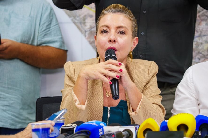 Flávia rebate e diz que Kalil Baracat cometeu crime contra administração