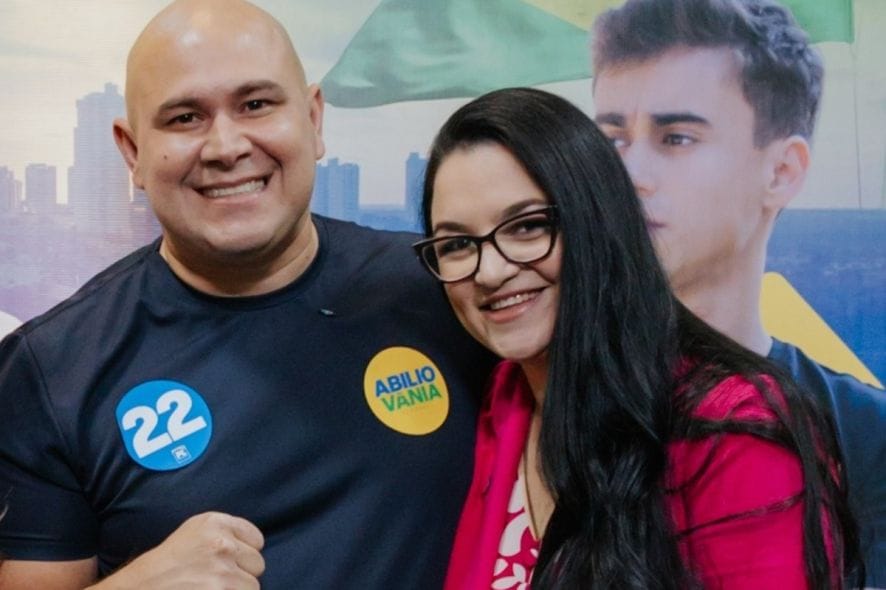 Prefeito confirma interesse de 1ª dama disputar a AL em 2026