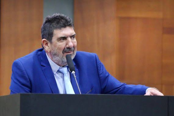 Primeiro-secretário diz que vota a favor de aumento para TJ