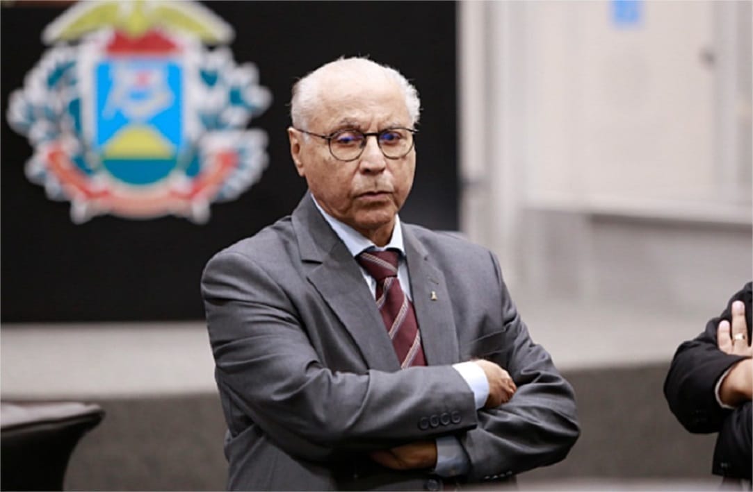 Julio cita perda de cadeiras na AL e Câmara se UB não tiver candidatos