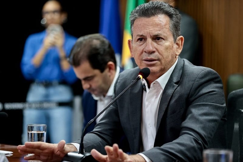 Mauro mostra força e faz ALMT manter veto a aumento do TJ