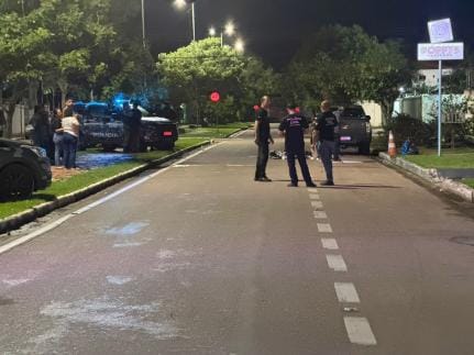 Sargento da PM morre na hora após cair de moto e bater cabeça violentamente no chão