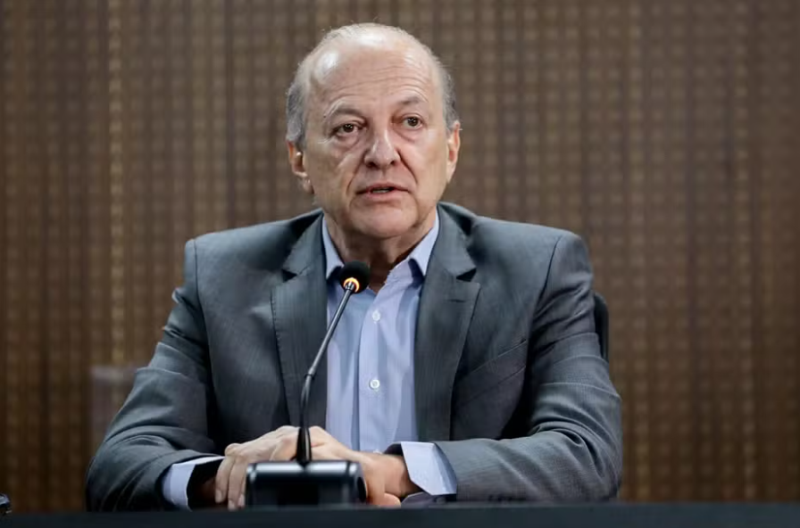 Pivetta diz que vai "reagir à altura" ataques que sofrer durante campanha