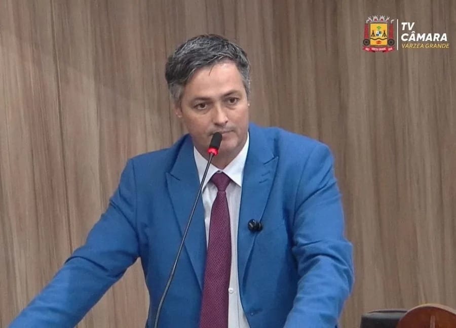 Rogerinho Dakar assume presidência do Departamento de Água e Esgoto de VG