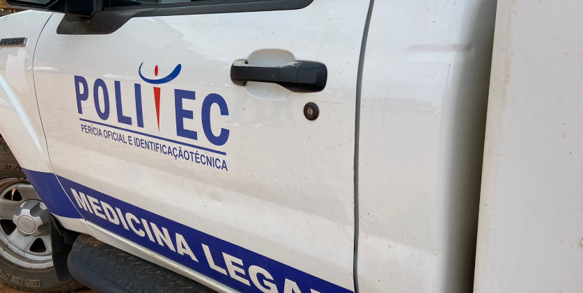 Irmãos morrem após serem esmagados por 13 toneladas de chapas de aço