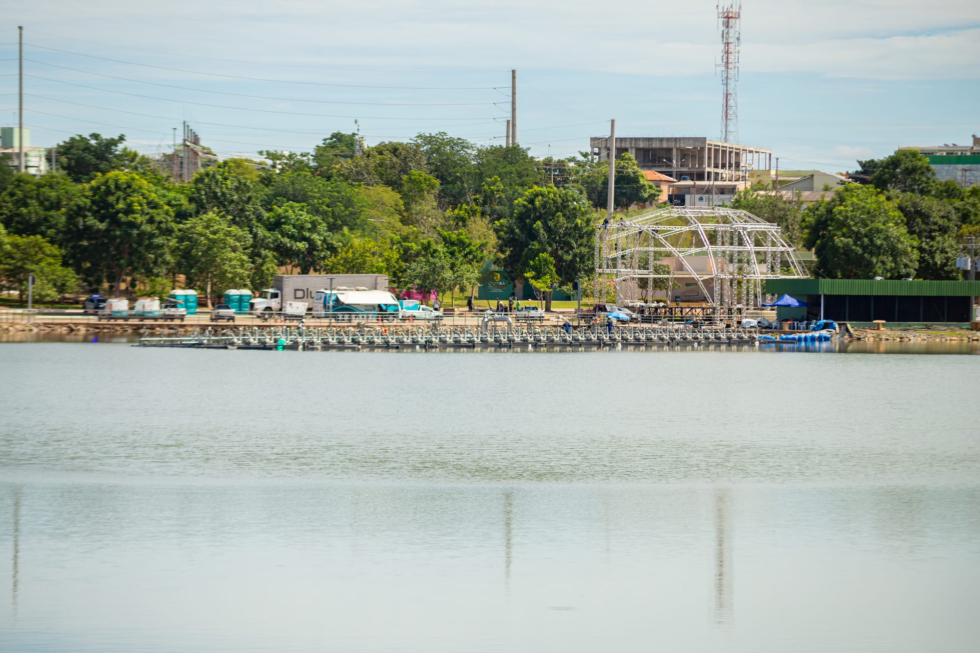 Parque das Águas recebe megaestrutura e programação histórica para celebrar a capital