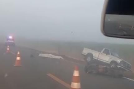 Ultrapassagem termina em colisão frontal e mata motociclista na MT-246