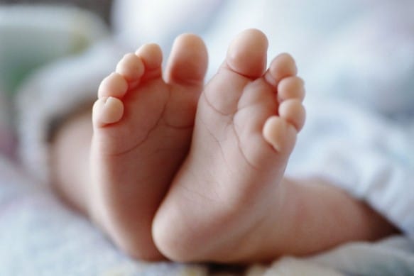 Bebê de 9 dias é encontrada morta em Cuiabá; suspeita de asfixia