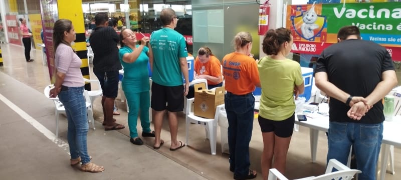 Prefeitura de Sinop amplia cobertura vacinal contra Gripe Influenza com ações itinerantes