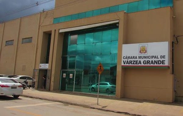 Justiça rejeita ação de vereadores e mantém regra para eleição da Mesa Diretora em VG