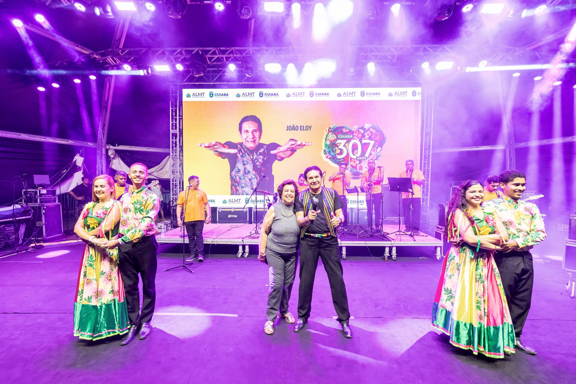 Terceira noite de comemoração valoriza rasqueado e samba