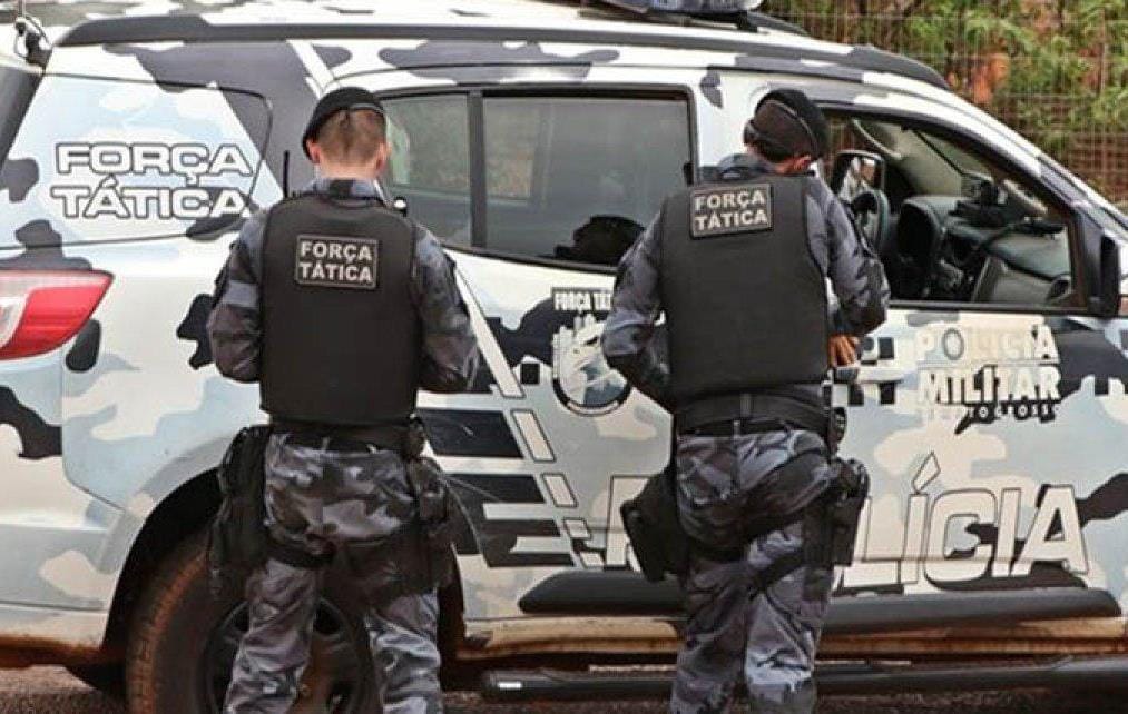 Homem aponta arma para Força Tática e acaba morto em confronto em cidade de MT