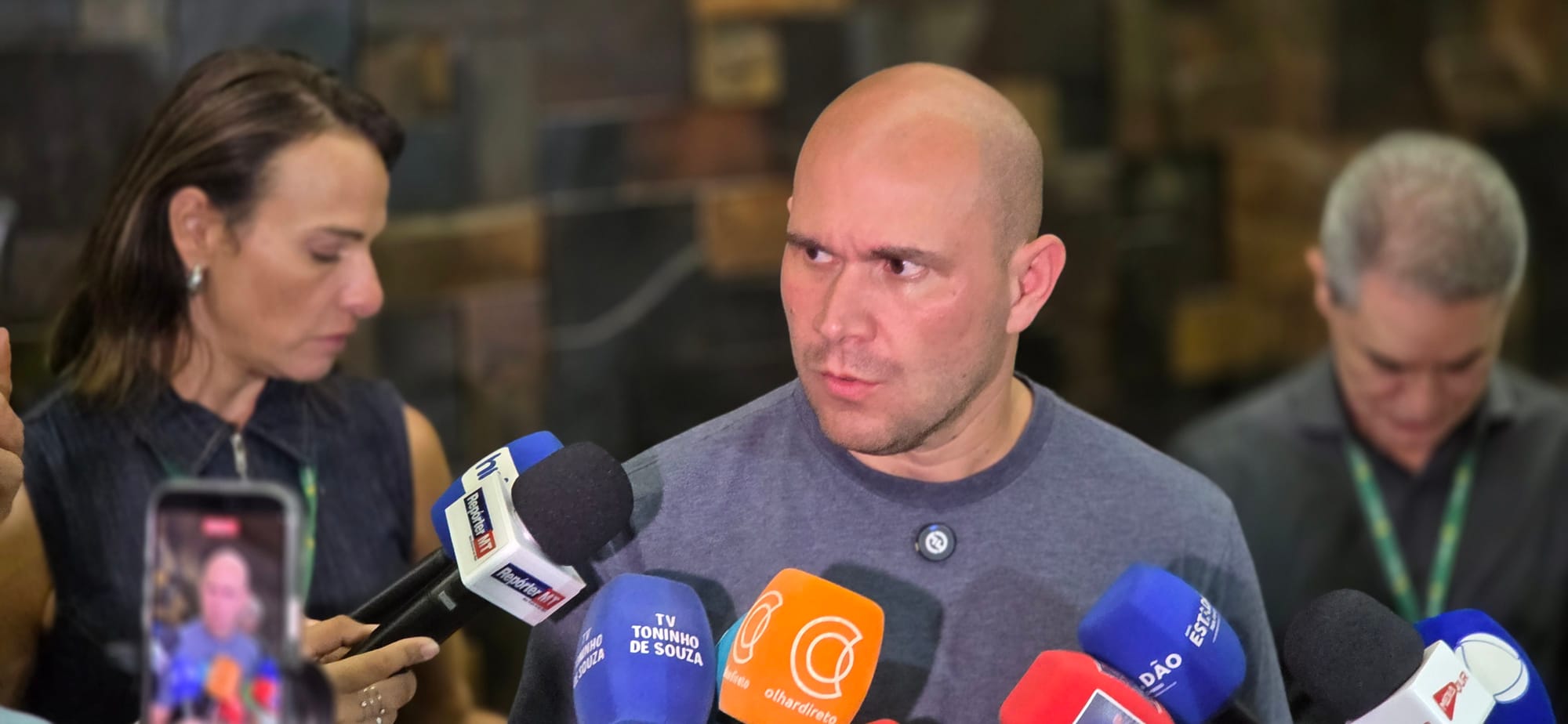 Abilio comenta saída de Dilemário da liderança e diz:"ele pode voltar ser líder"; VÍDEO