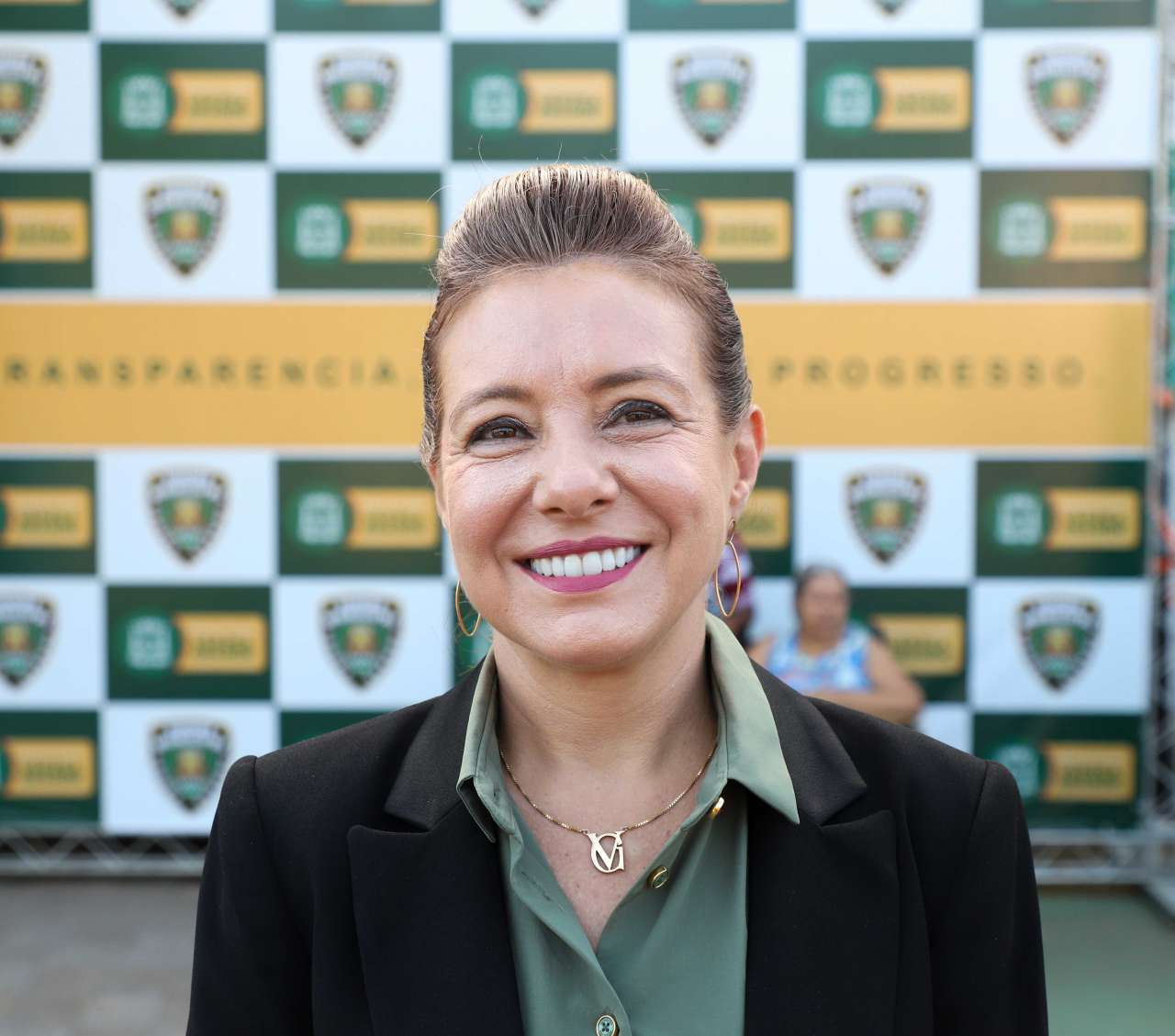Flávia comemora decisão do STF que suspende eleição da Câmara de VG