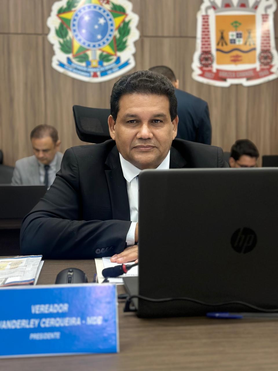 A responsabilidade de informar e o compromisso com a verdade