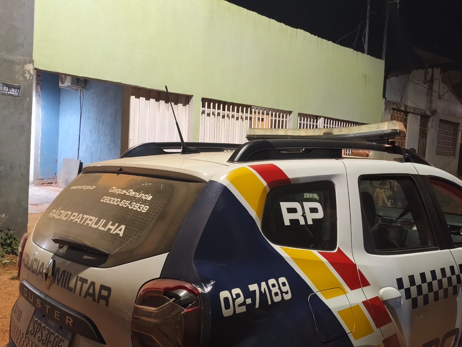 Menina de 12 anos é  encontrada com sinais de enforcamento dentro de casa e morre na Upa