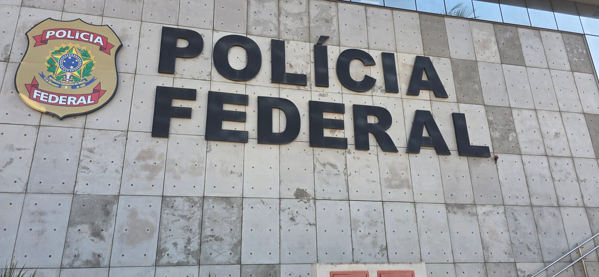 Polícia Federal faz operação contra desembargador e deputado estadual