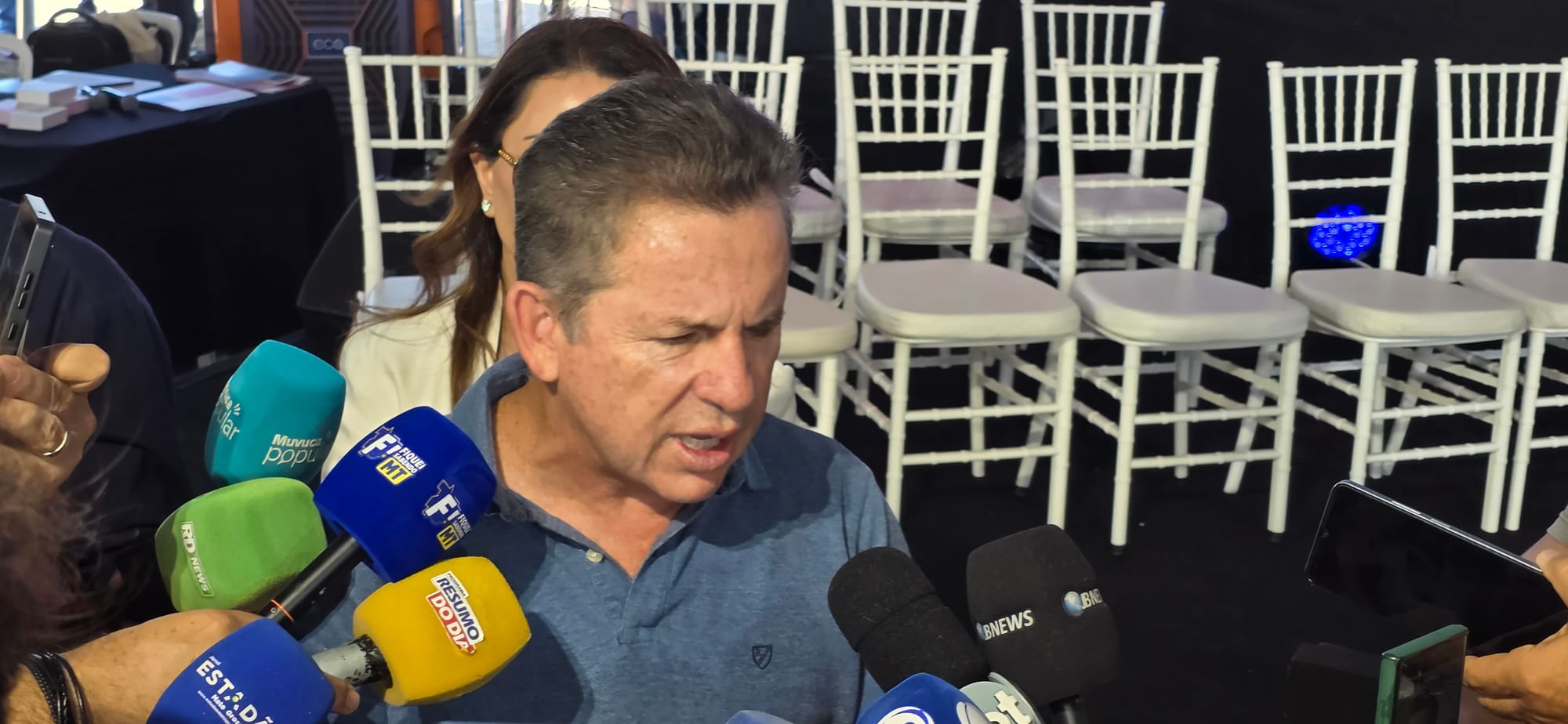 Mauro Mendes nega jantar regado a uísque com Daniel Vorcaro em Nova York