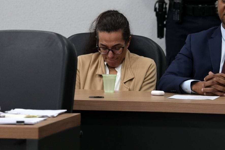 Bióloga é condenada a seis anos por atropelamento que matou dois jovens em Cuiabá