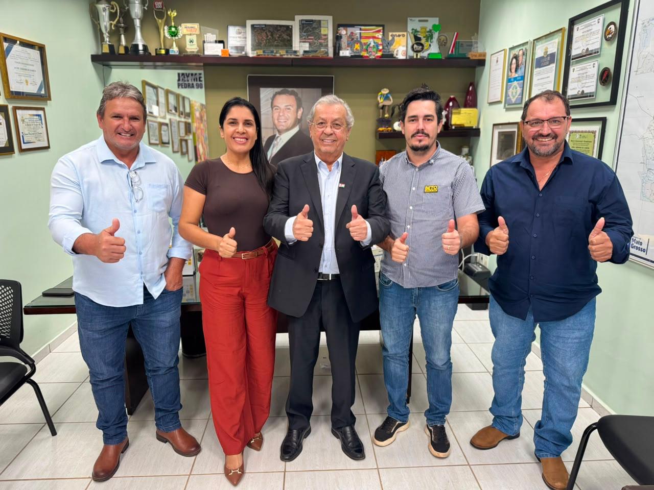 Jayme recebe vereadores e garante R$ 750 mil para saúde de Tabaporã