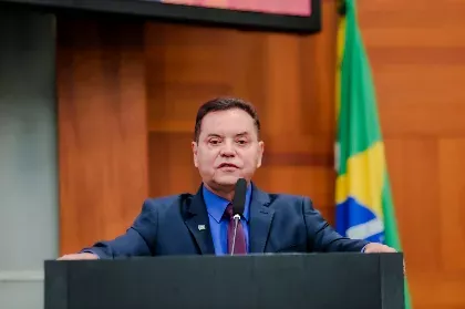 Antes dos trilhos, a decisão nasceu no Parlamento