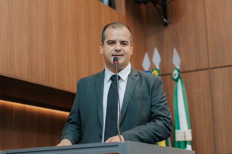 Sem mudança no regimento, Ilde Taques diz que tem 17 votos para conquistar a presidência