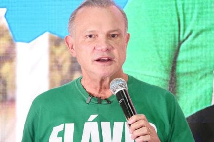 WF diz que não precisa estar o todo tempo com Medeiros na campanha