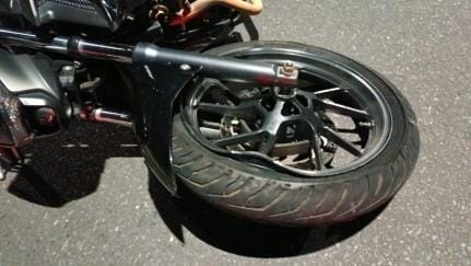 Motociclista morre e dois ficam feridos em batida com Strada em rodovia de MT