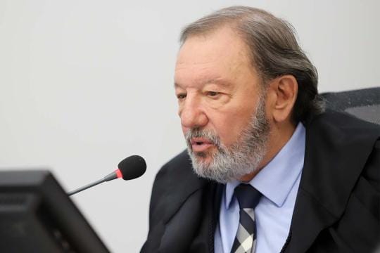 TCE-MT suspende sorteio de carros custeado com recursos previstos para obras da Saúde