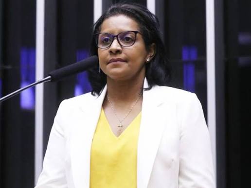 Pivetta escolhe Gisela Simona para ser sua candidata vice-governadora; vídeo