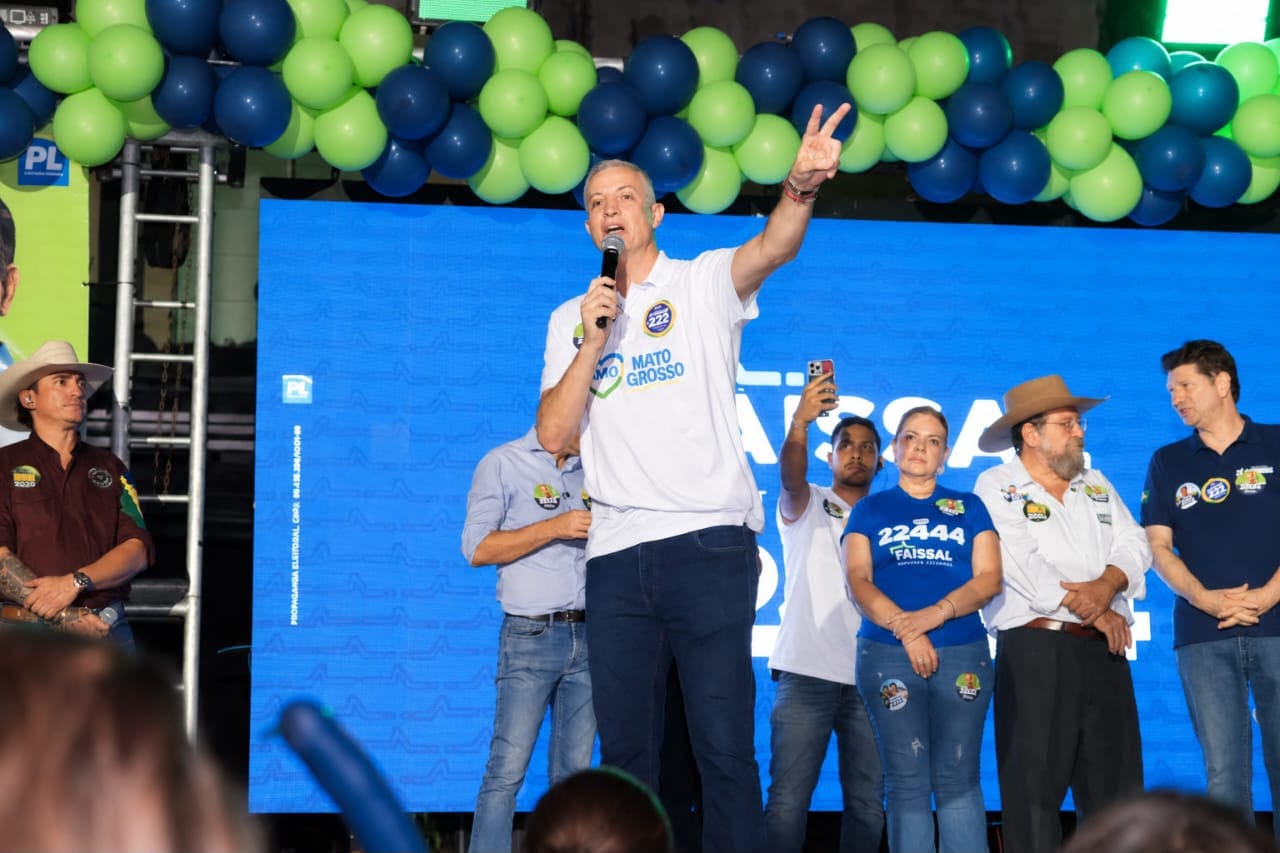 Lançamento de campanha de Faissal reúne 3 mil pessoas e lideranças de MT