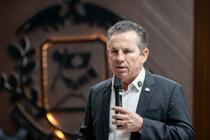 Mauro lidera corrida ao Senado com 55%; Janaina tem 31,5% e Medeiros, 21,4%