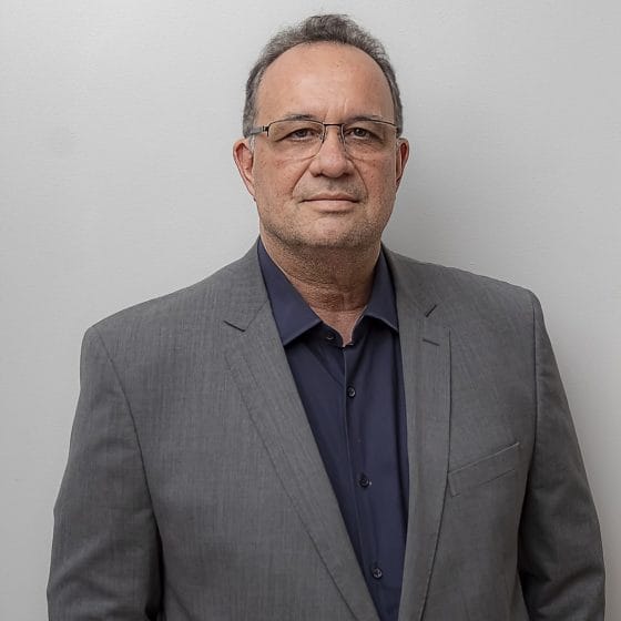 80 anos de compromisso com as pessoas e com o futuro