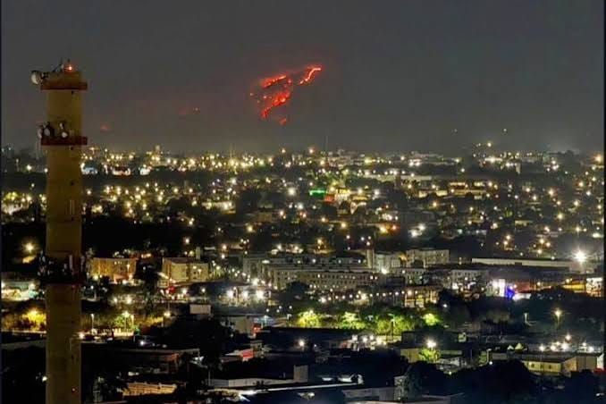 Corpo de Bombeiros mobilizam três aeronaves e aumenta efetivo para combater incêndio