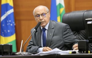 Julio cita nomes e diz que UB e PL podem estar em palanques diferentes em 2026