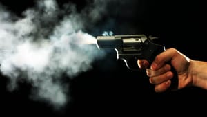 Mulher é assassinada a tiros por dupla em motocicleta em Rondonópolis