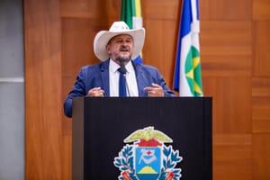 ALMT aprova moção de repúdio à reitora da UFMT por apoio ao MST