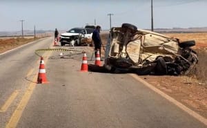 Motorista morre na hora após bater Uno de frente com SW4 em rodovia de Mato Grosso