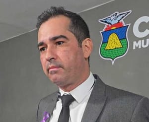 Dias diz que só aceita desculpas de Chico 2000 se elas forem feitas publicamente