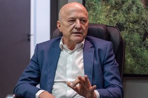 PL nacional bate martelo para apoiar Pivetta e ignora senador do partido