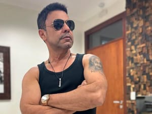 Zezé di Camargo detona filhas de Silvio Santos e pede para SBT não exibir seu especial de Natal