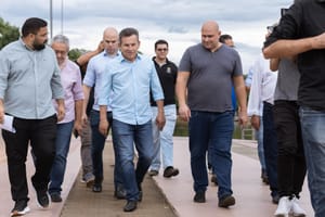 Mauro rebate fala do prefeito de Cuiabá e diz que Governo não foi omisso com invasão; VÍDEO