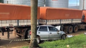 Motorista de Gol morre após colisão com carreta em rodovia estadual de Mato Grosso