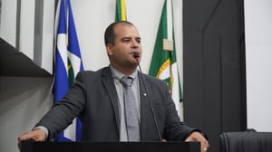 Projeto propõe reserva de vagas para trabalhadores acima de 40 anos no serviço público