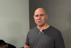 Abilio diz que presidente do Creci "mente" e chama vereador de "nutella"