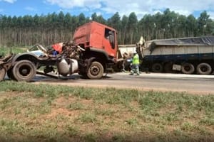 2 pessoas morrem e outras cinco ficam feridas em grave acidente em rodovia federal de MT