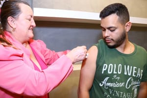 Prefeitura de Sinop promove ação itinerante de vacinação no shopping neste sábado (24) e domingo (25)