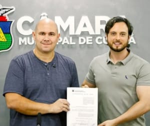 Prefeito diz que vereador é o maior defensor da permanência de Chico 2000