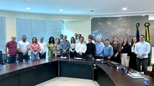 Prefeito recebe Santa Casa para discutir soluções de financiamento para a instituição